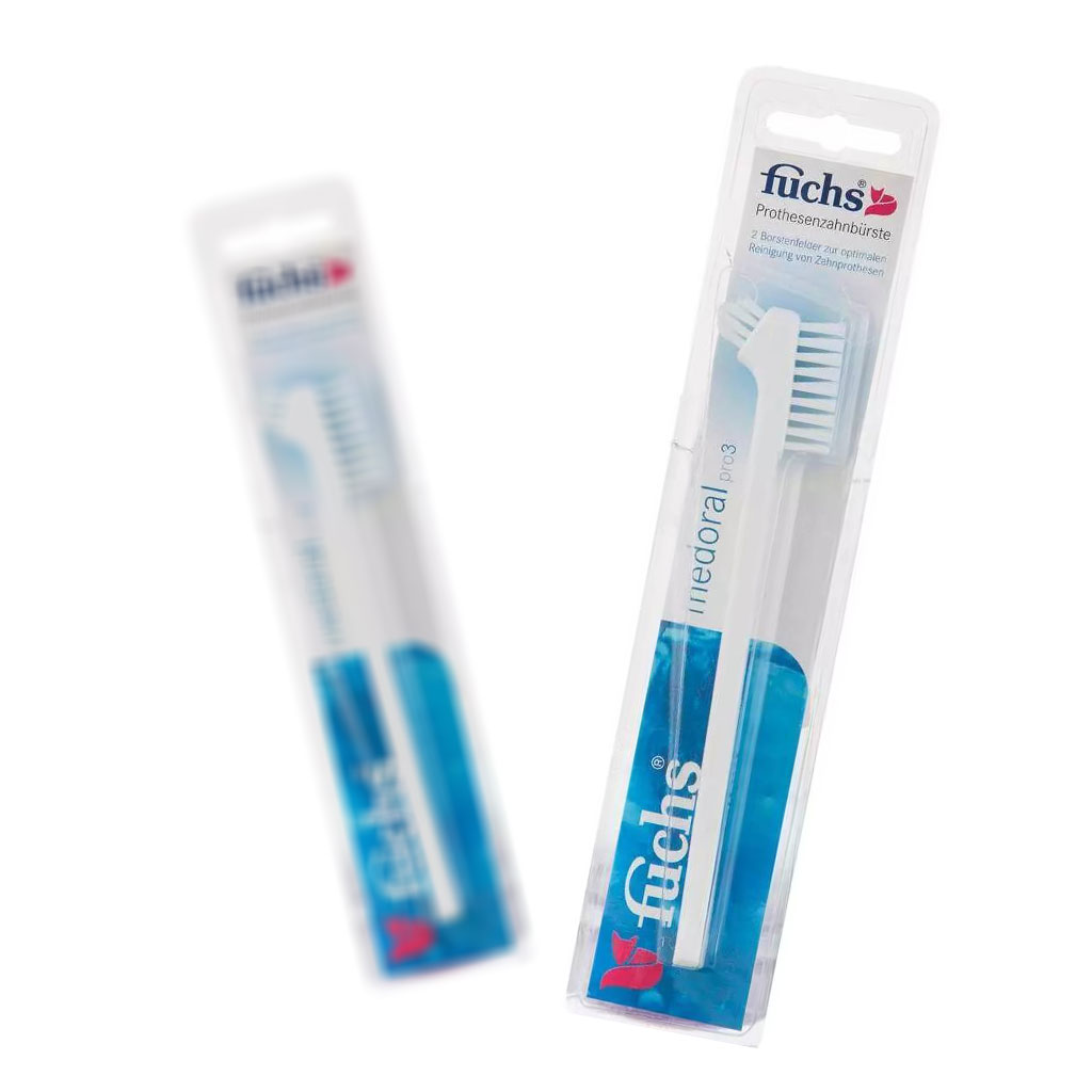 مسواک دندان مصنوعی فوکس